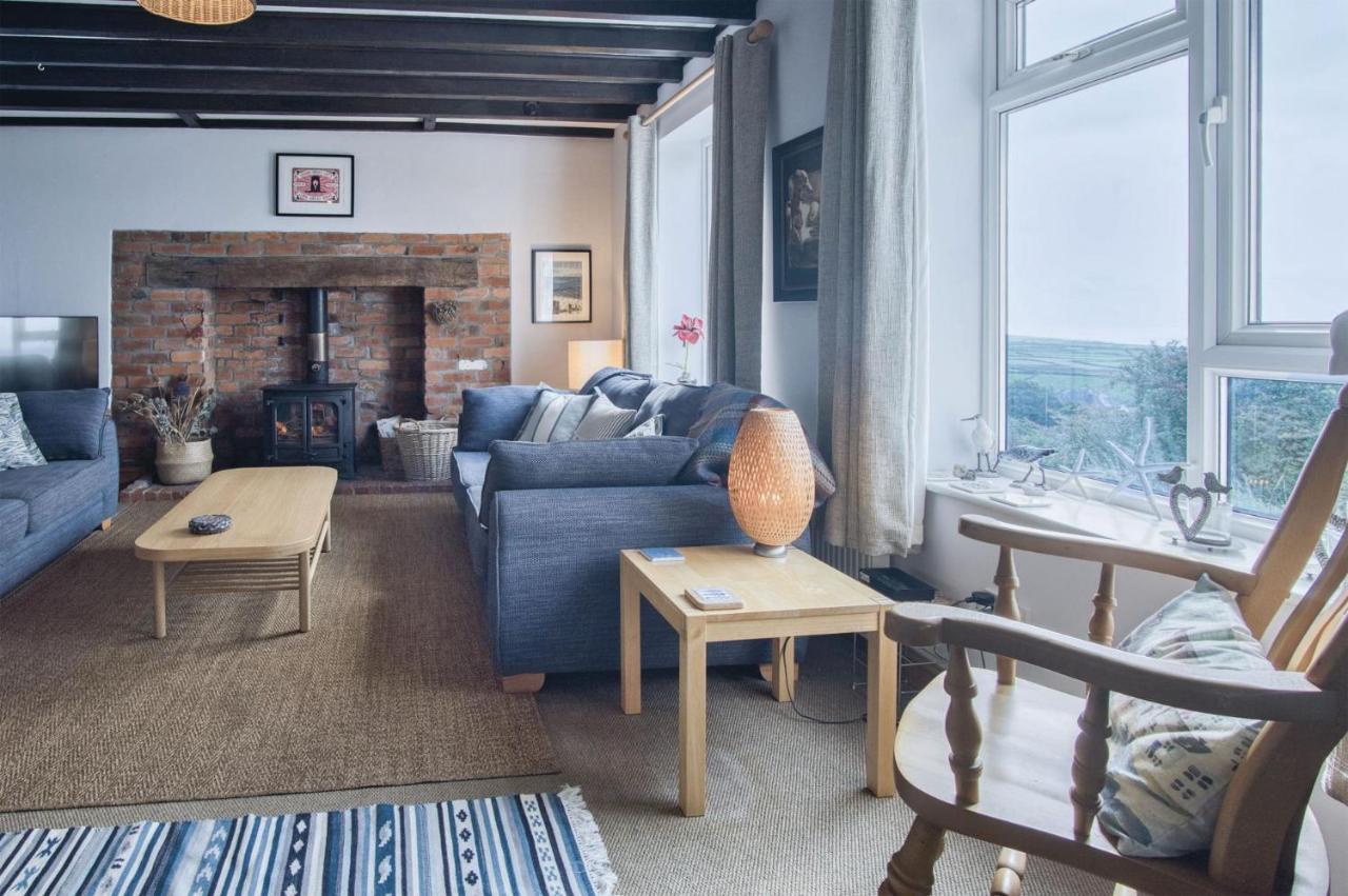 Windy Walls - 3 Bedroom Holiday Home - ロスシュリ エクステリア 写真