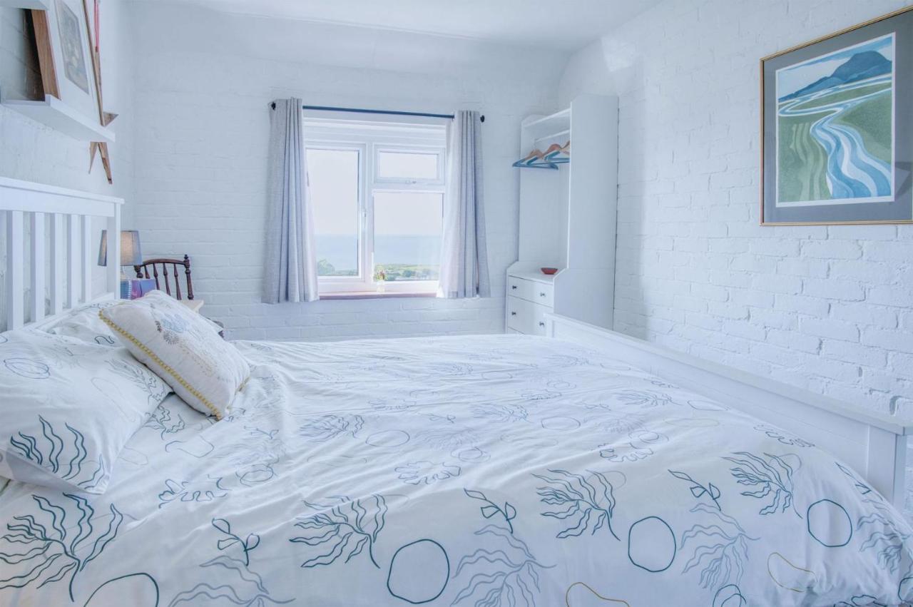 Windy Walls - 3 Bedroom Holiday Home - ロスシュリ エクステリア 写真